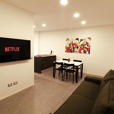 Hosting Studio - 2 Сондрио Экстерьер фото